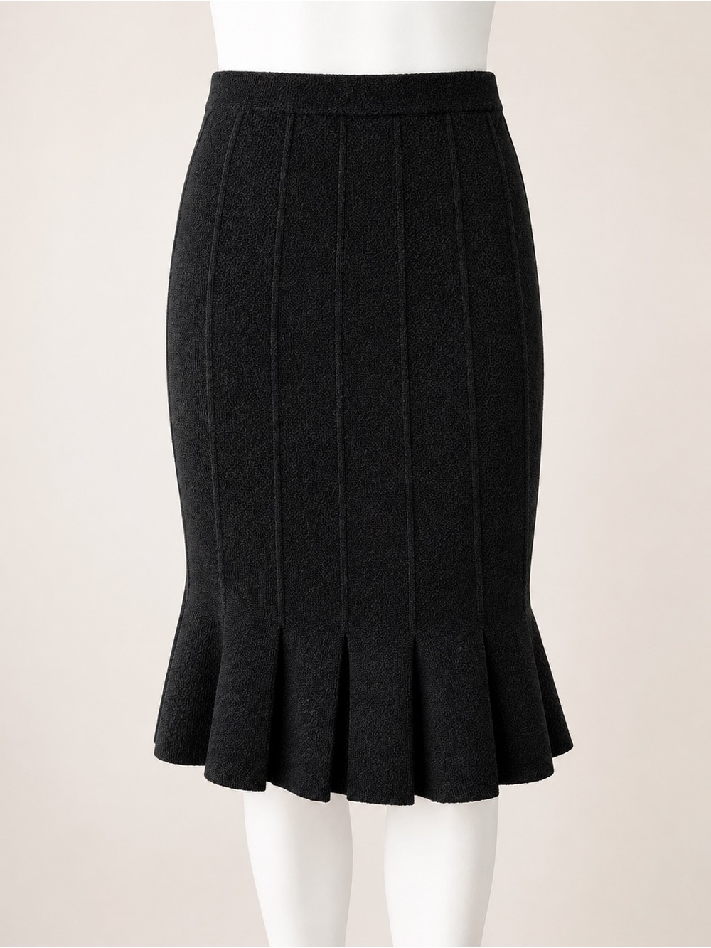 St. John Collection Santana Knit Skirt Black Flounce Hem USA Size 2